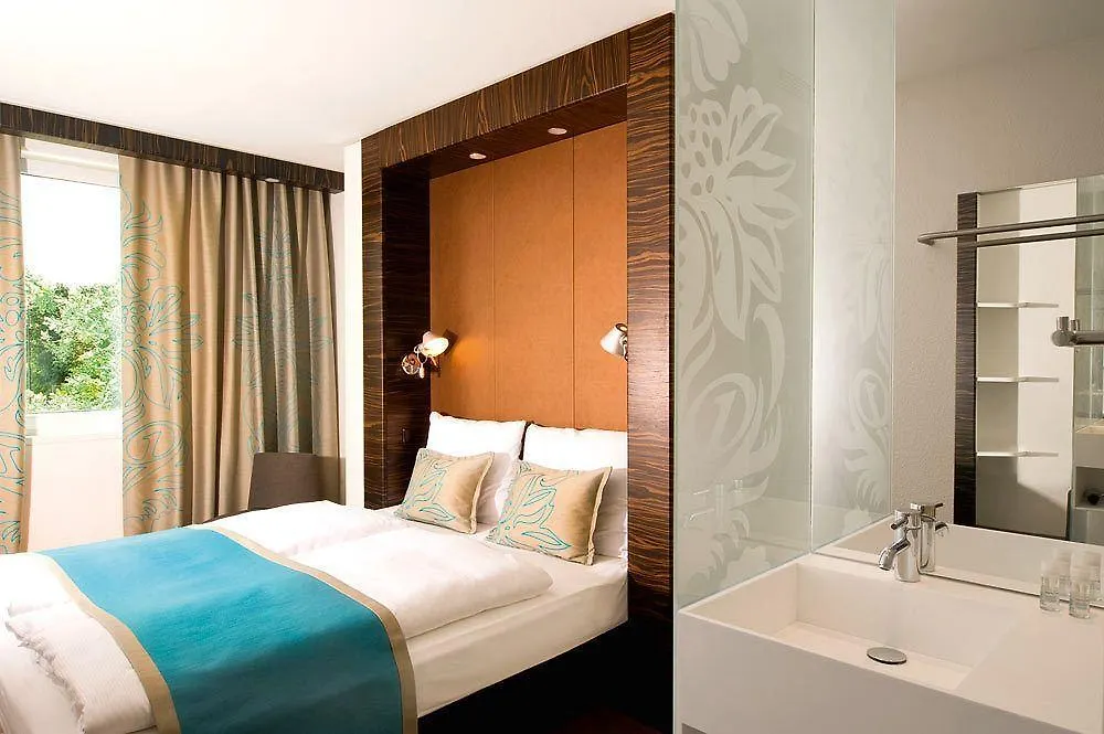 B&B Hotel Koeln-West