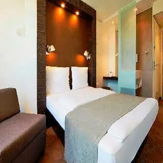 **  B&B Hotel Koeln-West ألمانيا