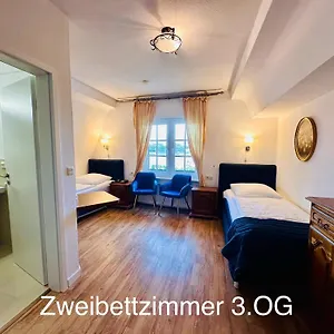 Altstadthotel Hayk Am Rhein Hotel