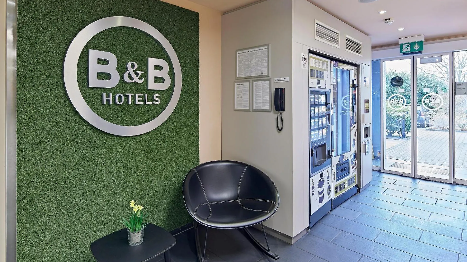 B&B Hotel Koeln-West  קלן